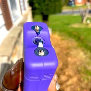 New taser new w/case YOUR CHOICE! Tazer , stungun